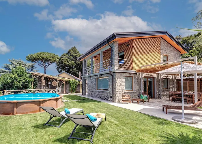 Maison Annie - Mental Wellness Retreats